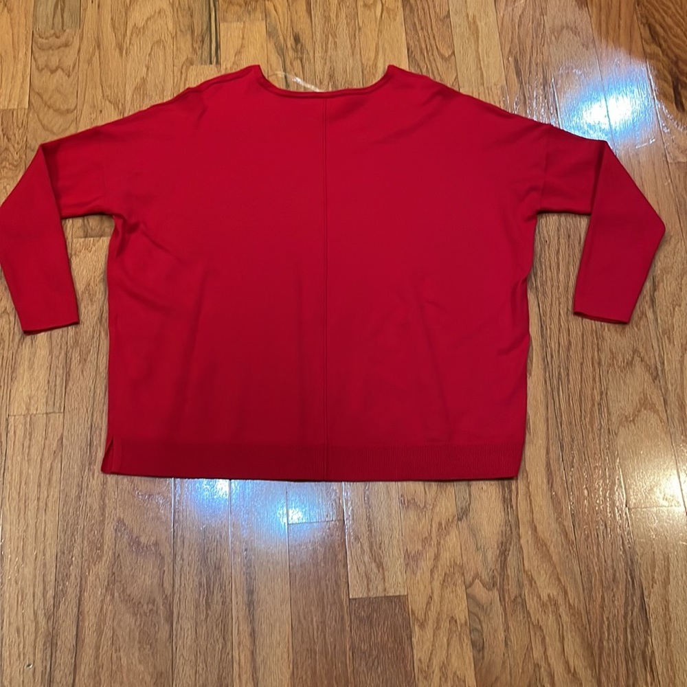 Chico’s Red Lightweight Sweater Woman’sSize Chico’s Size 2 Is a Large or size 12 - Picture 2 of 13